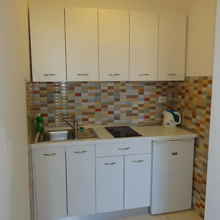 Jasna * Μακάρσκα