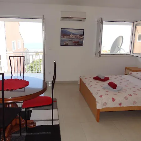 Διαμέρισμα Jasna *